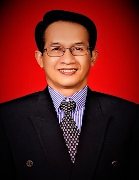 Dr. Martono